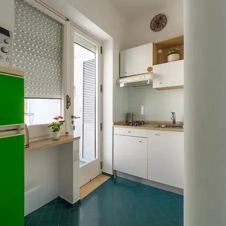 Casa Leucosia Гостевой дом 3*