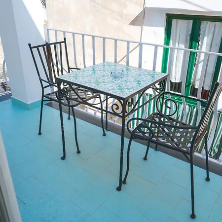 Casa Leucosia 4*
