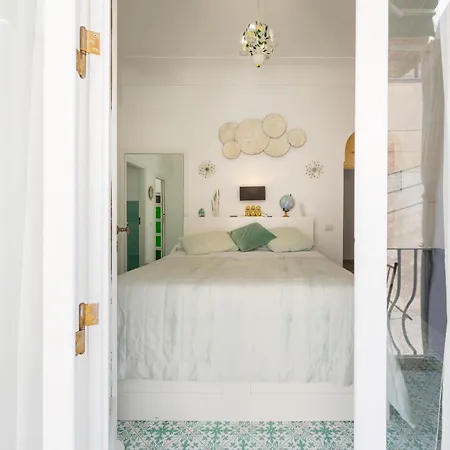 Casa Leucosia 3* 카프리
